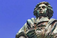 直到今天，我们仍然有太多理由向贝多芬致敬