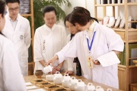 评茶员茶叶品评的步骤及方法