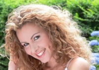 那些经常微笑，却不开心的人是什么心态？看完你就懂了