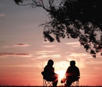 全球''最幸福''国家，幸福到享受三年带薪假期，在家里喝茶聊天