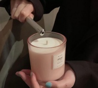 关于光的温柔文案||“光终究会撒在你的身上你也会灿烂一场。”