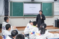 “都来读书”走进贵州湄潭 浙大教授与小学生共读诗词哲学