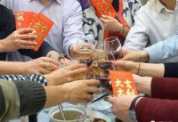 俗语：“父子不同席，叔侄不对饮”有啥讲究？有道理吗？