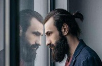 俗语：龟背蛇腰不可交，瞟眼看人不用刀，有何意义？老祖宗识人术