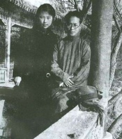 丁玲与沈从文早年是密友，为何晚年反目，至死互不原谅？