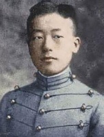 妻子难忍寂寞与好友厮混，他不堪背叛无奈退出，余生孤独终老