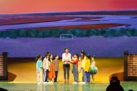 原创儿童音乐剧《黄河滩区的孩子们》在济南首演