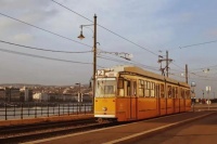 心底一汪清水，没有过夜的愁