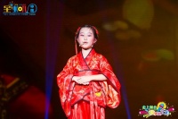 金喇叭口才教育：表情和目光也是演讲能力中的一部分