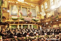 维也纳新年音乐会在金色大厅辞旧迎新