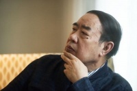 这本书因“□”太多而被禁，在国外却获大奖，如今成贾平凹代表作