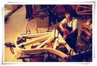 海伦娜钢琴专注原生钢琴，品质印证历史