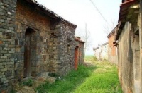 俗话说：“墙上加墙，家破人亡”是什么意思？别再傻傻不知道了！