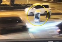 6旬老太看光缆箱没锁，割电缆卖钱致6千户断网，抢修30小时才恢复