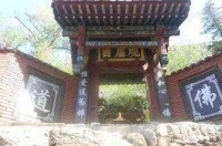 “一人不进庙，二人不看井，三人不抱树”，知道这句话的意思吗？