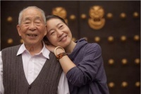 从小就重男轻女的父母，值得被原谅吗？听听这位30岁女儿怎么说