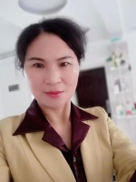 王爱芳 ：我爱你，芬芳的小草 原创