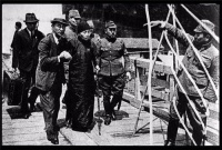 她是上海知名才女，却被当汉奸43年，75岁才知，她是我军优秀特工