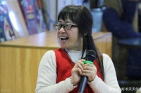 汪国真究竟是不是一位优秀的诗人，只能是读者和时间说了算｜锐评