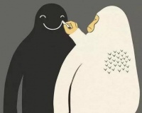 “笑里藏刀”的人，往往具有以下3种特征，遇到要小心提防