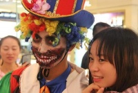 答网友：活人为何怕鬼，人为什么都喜欢美丽而不喜欢丑陋残缺？