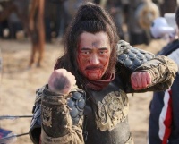 水浒中，梁山武功达到五虎水准的只有4人，梁山外却多达15人