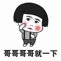 开心一笑：一个醉汉在门上摸索了半天，也没能把钥匙插入到锁眼里