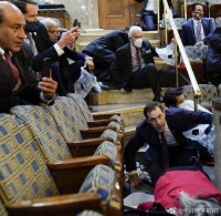 王文：美国在崩溃？三类变化，两条证据，一点启示