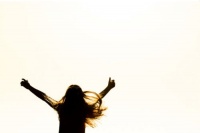 《凝望青春不归来》：在砥砺中成长的平凡青年人