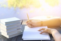 2021，微信里舍不得删的10个公众号！（值得收藏）