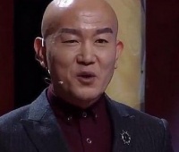 大哥带“鸡血石”鉴宝，自估值至少6亿，专家：你说的真对！