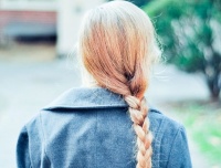 整个人患得患失容易焦虑，心中无男自然神