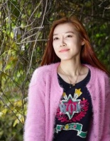 两家见面，刚进门我妈就和婆婆两人就厮打一团