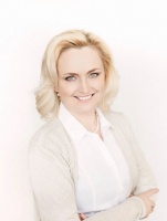 来自捷克佩卓夫菲比赫钢琴总部的一封信