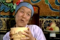 刘姥姥到贾府打秋风，因何要带着板儿？这句话说出其中秘密