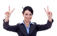 水不撩不知，深浅；人不拼，怎知输赢；给自己一个微笑说自己很好