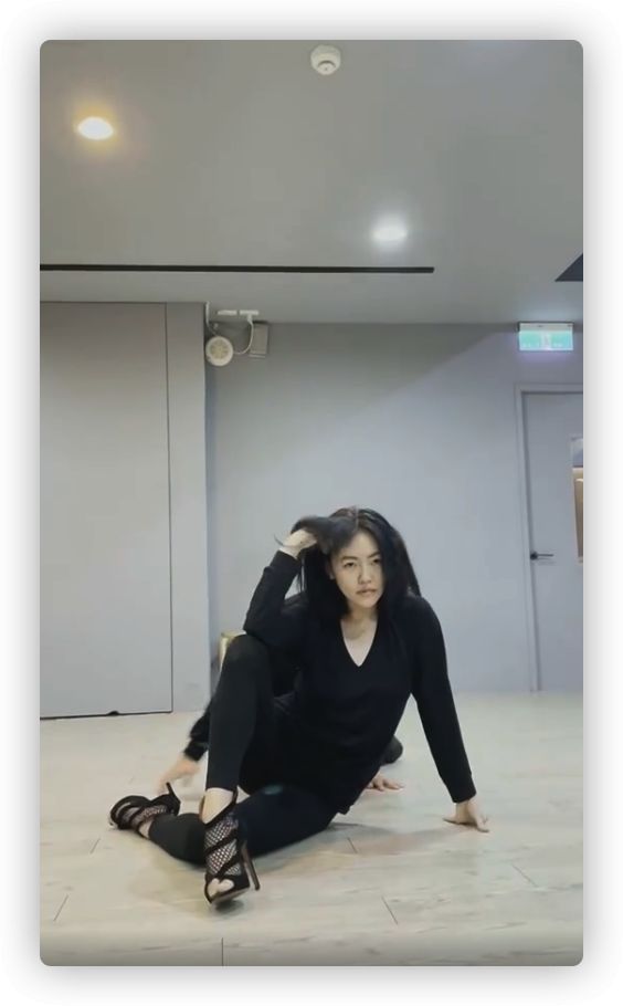 小S跳舞视频截图