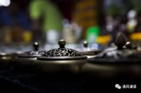 人生，既为过客，何必执着