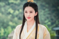 除了黄衫女子，杨过与小龙女还有一个后人，可惜英年早逝！