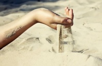 生命就是一场奇遇，而只有忠于自我，才可能得到渴望的新生