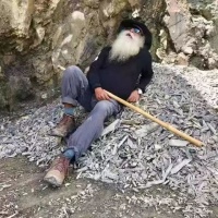 圣人与老鼠的故事：你自己心里认为你是啥，你就是啥。