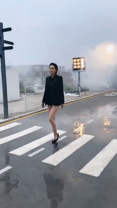 张馨予短发又A又飒,姐姐好鲨我!期待姐姐乘风破浪!
