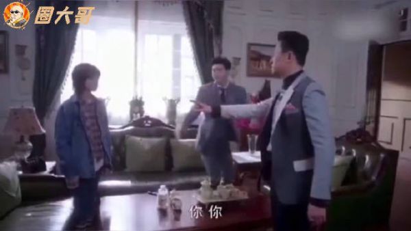又有网友发现郑爽的小号lzs00010是李钟硕？