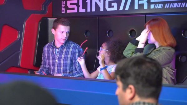 迪士尼乐园的新“蜘蛛侠”景点WEB SLINGERS: A Spider-Man……