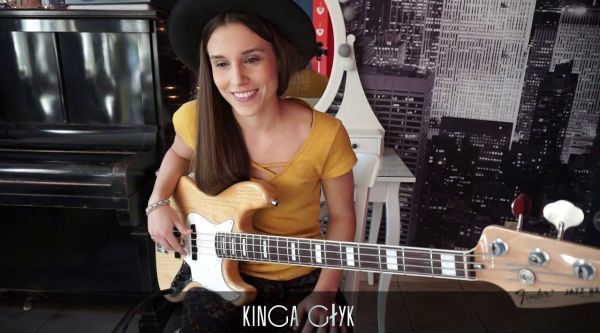 千万不能错过2019年的波兰贝斯女神Kinga Głyk
