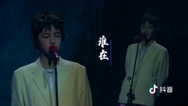 看看花花星动之夜压轴舞台《新世界》~