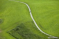 所有好走的路都是下坡路，有追求的人，不会让自己沉迷在舒适区