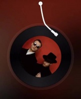 歌名：Chaperone 歌手：Hurts 英式嗓音很迷人 最好的关系……