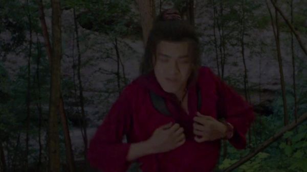 路上捡到的骨头不要扔再等等说不定就变成了大腿媳妇儿妖力十足嘿……