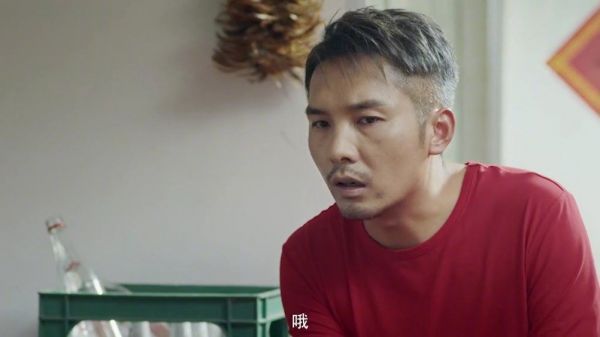 路上捡到的男人不要扔他身后的背景和报恩方式是你想象不到的豪横……